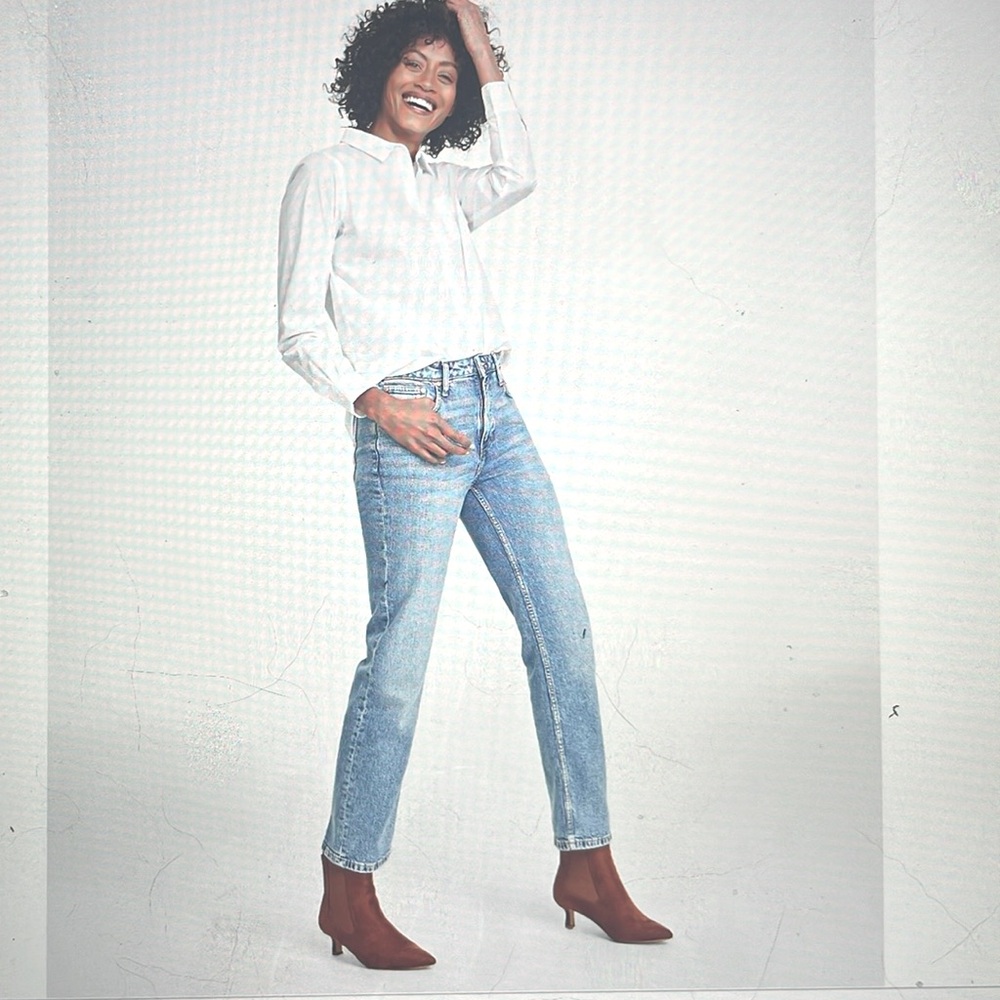 Calvin Klein Classic straight leg jeans - size 4